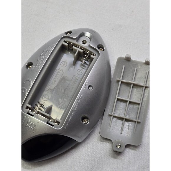 Hasbro Designer's World (2006) Game System with Remote Plug Play- WORKS - Picture 10 of 14